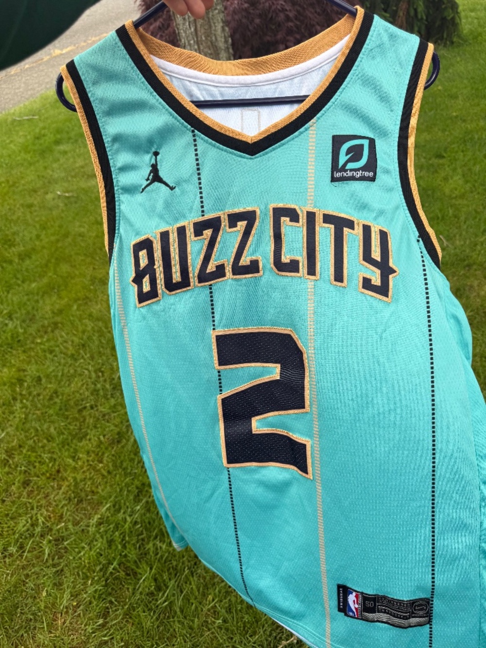 Nike Jordan NBA Swingman Jersey Hornets Buzz City #2 LaMelo Ball Men’s 50 Large.